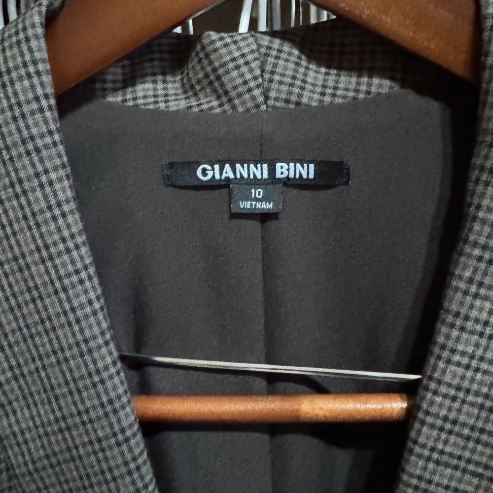 Gianni Bini Checkered Brown Blazer